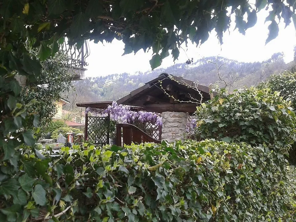 فندق مبيت وإفطار ريكو ديل غولفو دي سبيزيا Il Ghiro B&B إيطاليا