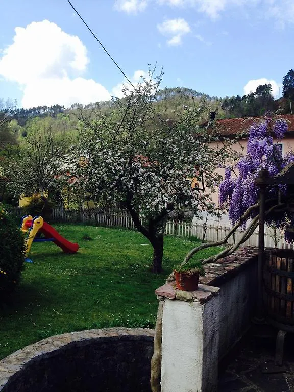 Bed & Breakfast Il Ghiro B&B Ricco del Golfo di Spezia Italy